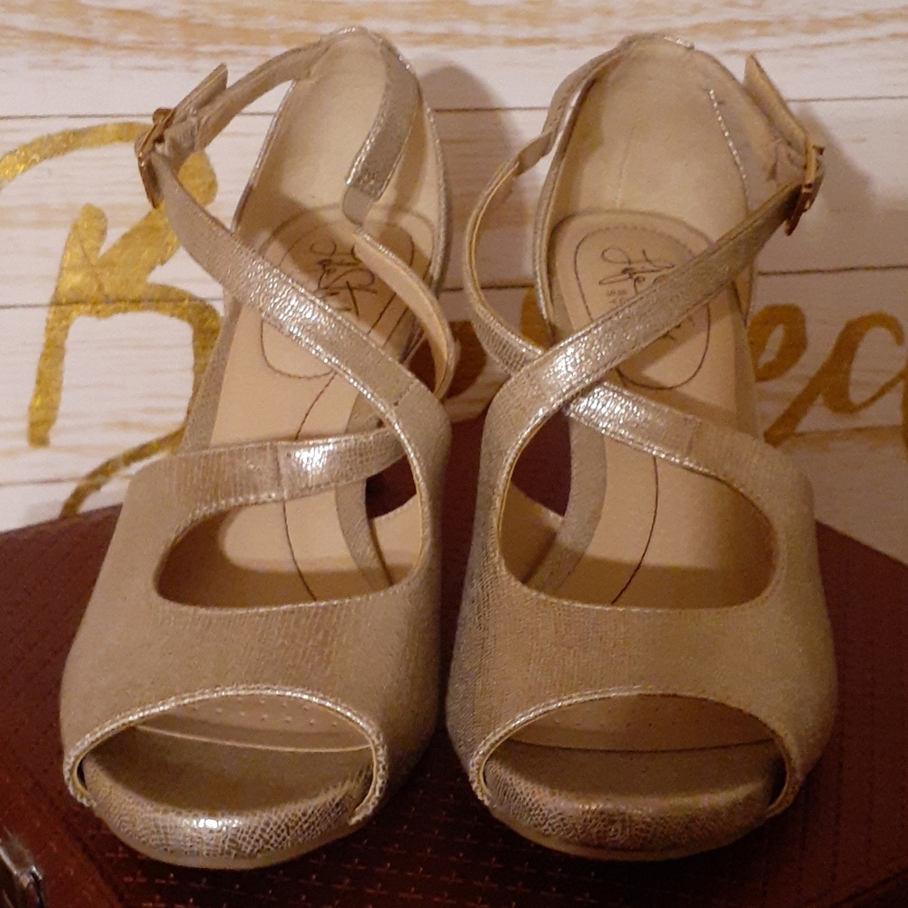 Lifestride heels 2 inch